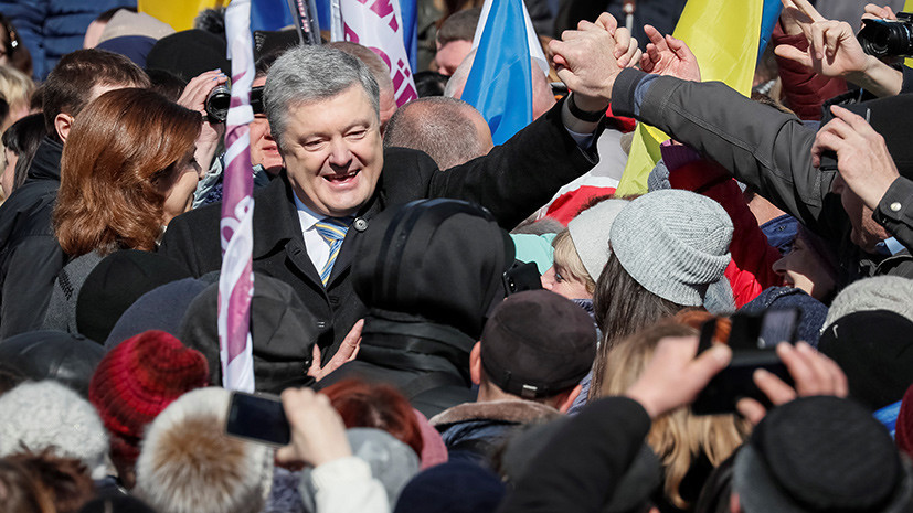 Порошенко заявил о попытках сорвать выборы на Украине с помощью уличных беспорядков