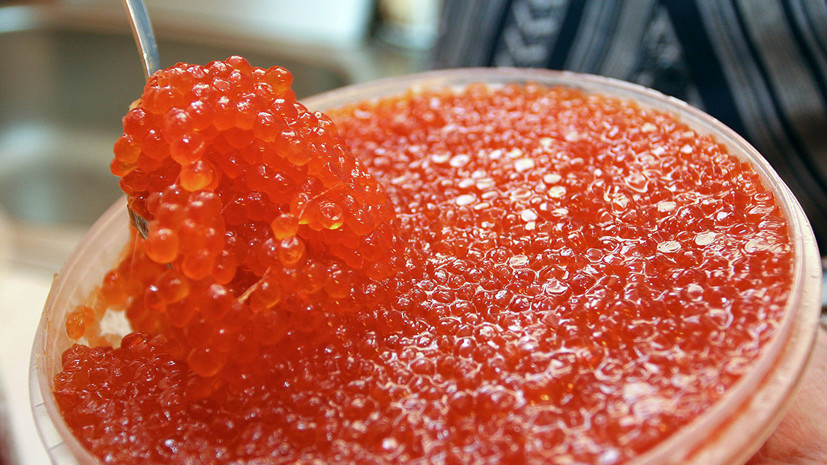 ФСБ и ФНС проводят проверки продавцов морепродуктов в трёх регионах