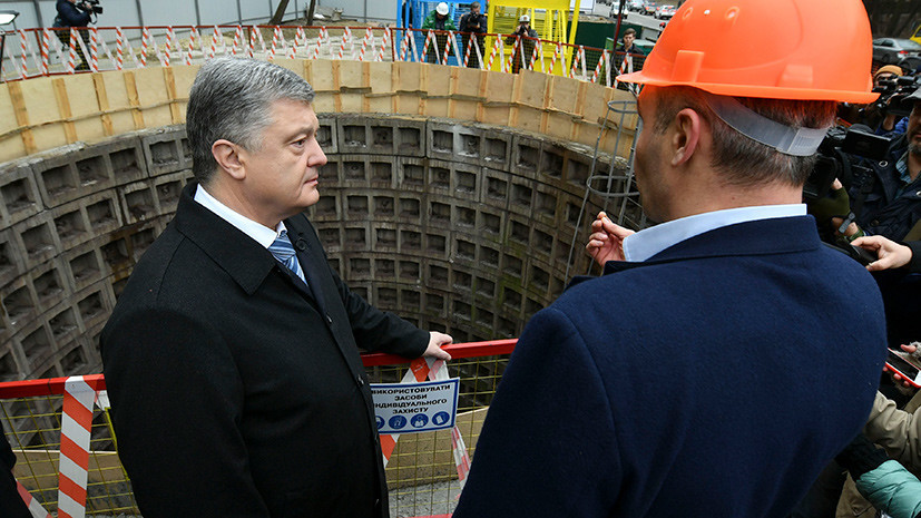 В любой непонятной ситуации: Порошенко обвинил Россию в торможении развития киевского метро