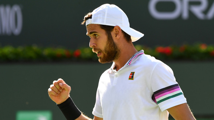 Хачанов проиграл во втором круге теннисного турнира в Майами