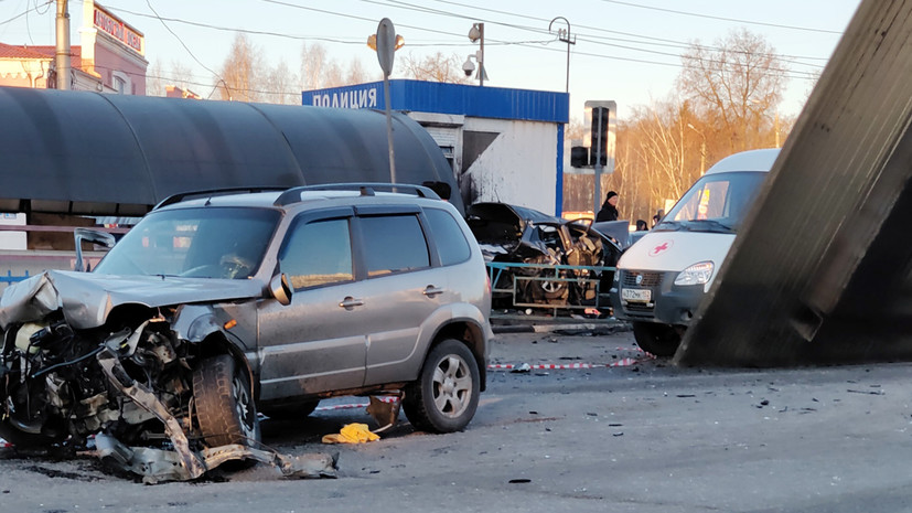 В Брянске в ДТП четыре человека погибли и семь пострадали
