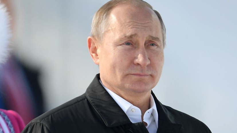 Путин поздравил российских спортсменов с успешным выступлением на Универсиаде