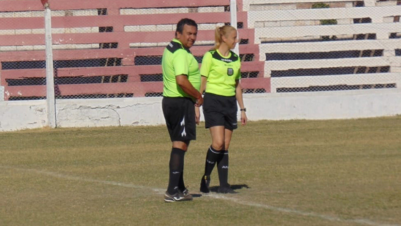 Судью облили кипятком во время футбольного матча в Аргентине