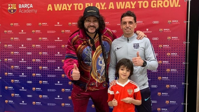 Сын Киркорова попал в футбольную академию «Барселоны»