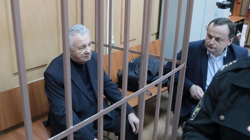 Экс-глава Хабаровского края Ишаев не признал вину в мошенничестве