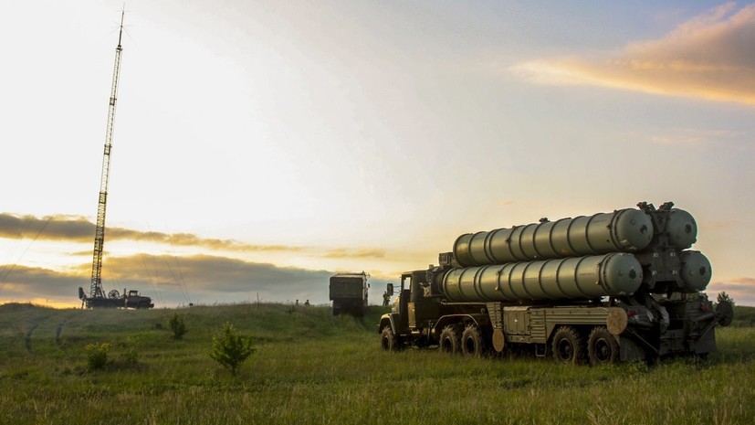 В Госдепе назвали целью российских военных в Венесуэле помощь с С-300