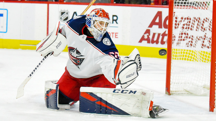 Бобровский признан третьей звездой дня в НХЛ
