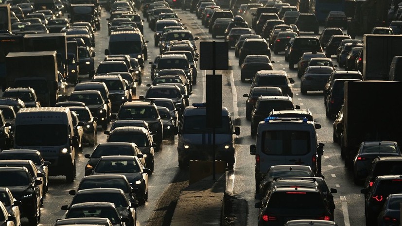 Названы российские города с самыми большими пробками на дорогах