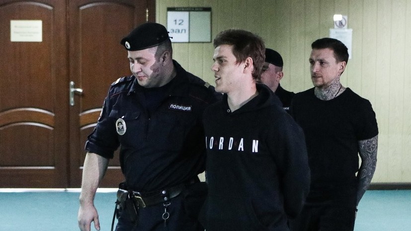 Следствие просит продлить арест Кокорина и Мамаева до 25 сентября