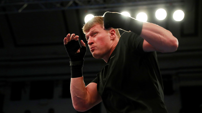 Боксёр Поветкин осудил поведение Макгрегора и Фьюри