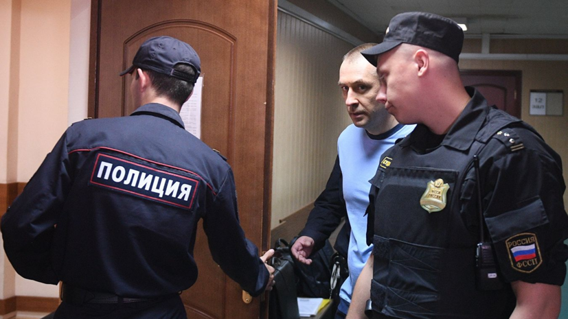 У близких полковника Захарченко изъяли активы на 460 млн рублей