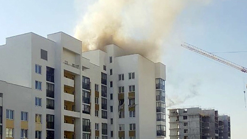 Два человека пострадали при взрыве в жилом доме в Екатеринбурге