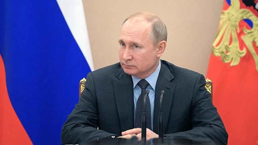 Путин поддержал инициативу о сборе для иностранных туристов в Петербурге