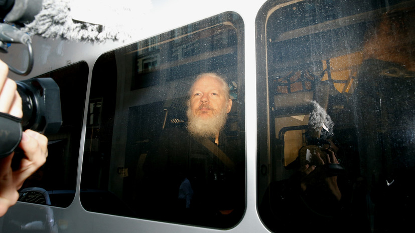 СМИ: Минюст США намерен вскоре обнародовать обвинения против Ассанжа