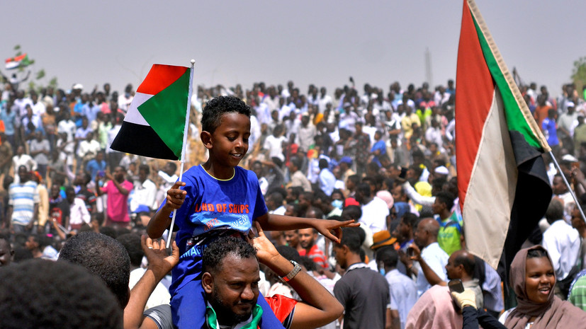 В Госдепе призвали граждан США в Судане укрыться в убежище