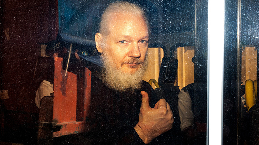 «Мы все — Ассанж»: о роли публикаций WikiLeaks