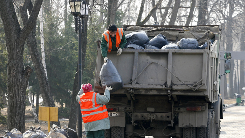 В Ленинградской области могут снизить тариф на вывоз мусора