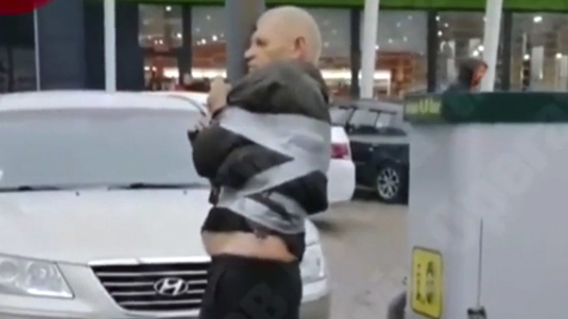 В Киеве пьяного виновника ДТП привязали к столбу