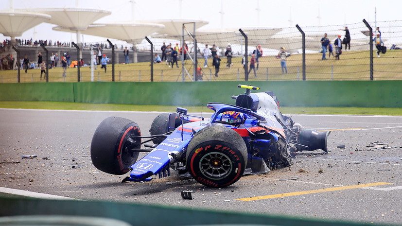 Партнёр Квята по Toro Rosso попал в аварию на третьей практике Гран-при Китая «Формулы-1» 