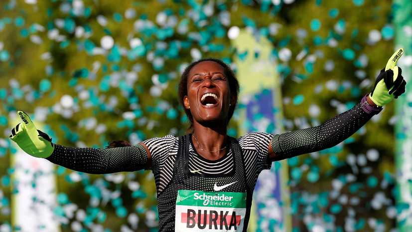 Бегуны из Эфиопии победили на Парижском марафоне