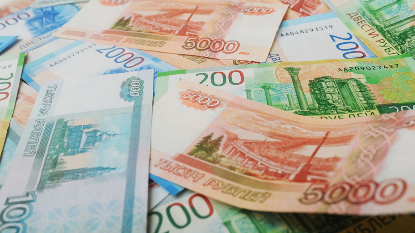 Ребёнок мэра города Серова заработал более 400 тысяч рублей в 2018 году