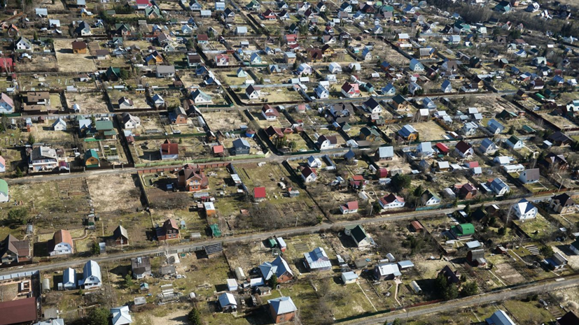 В Росреестре рассказали, как обезопасить сделку с загородной недвижимостью