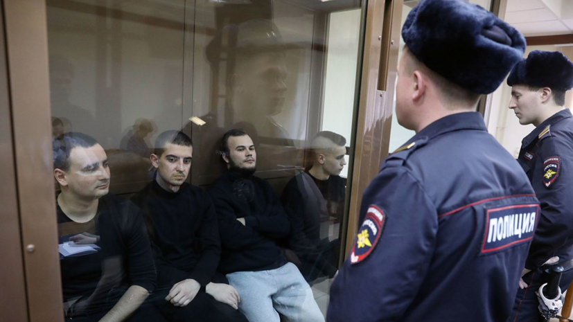 Суд в Москве продлил арест 24 задержанным в Керченском проливе морякам