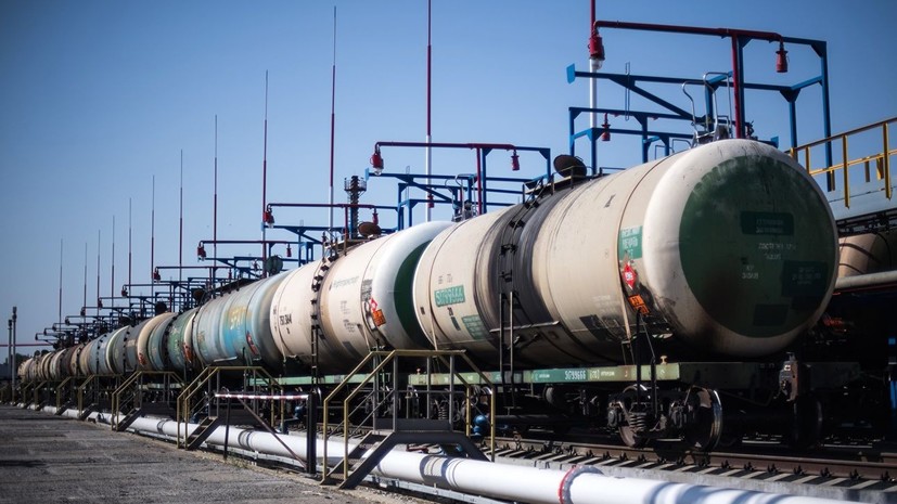Эксперт оценил введение запрета на экспорт нефти из России на Украину