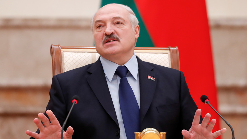 Лукашенко заявил о возможности изменения Конституции Белоруссии