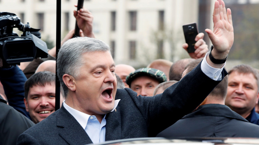 Порошенко обвинил Зеленского в уклонении от армии и дебатов