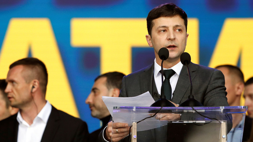 «Инструмент по созданию инфоповода»: суд отклонил иск украинского адвоката о снятии Зеленского с выборов президента