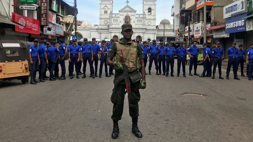 В гостиницах и церквях Шри-Ланки произошло шесть взрывов