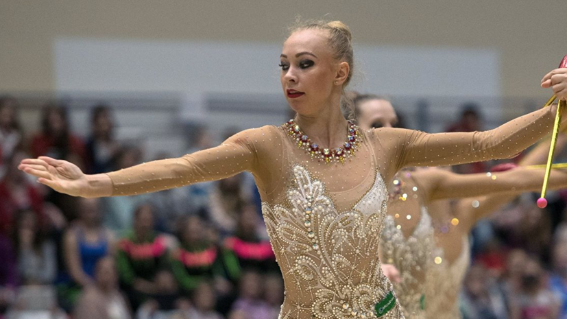 Российские гимнастки заняли первое место в упражнениях с обручами и булавами на этапе КМ