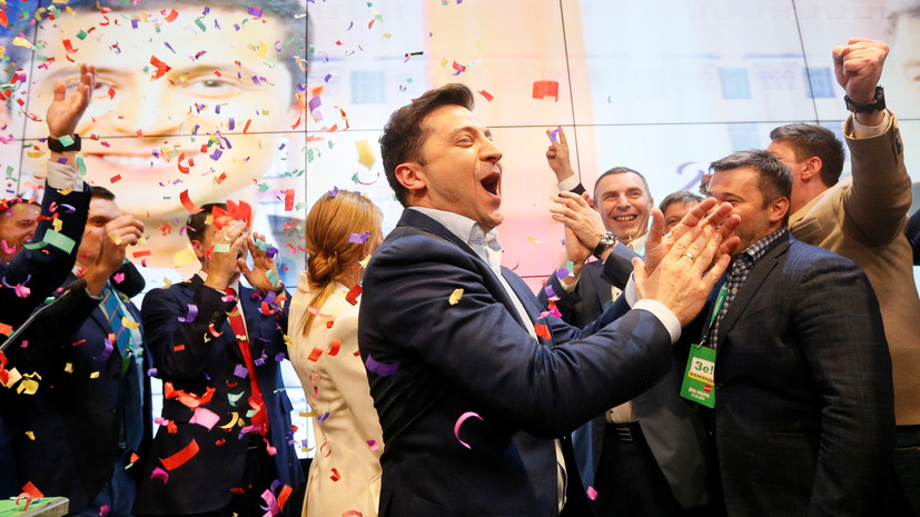Зеленский заявил, что Порошенко поздравил его с победой