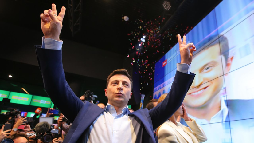 В Госдуме оценили лидерство Зеленского по результатам экзитпола