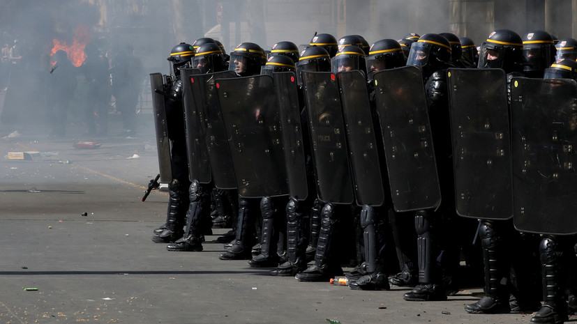 Во Франции от действий полиции на акциях «жёлтых жилетов» пострадали 79 журналистов