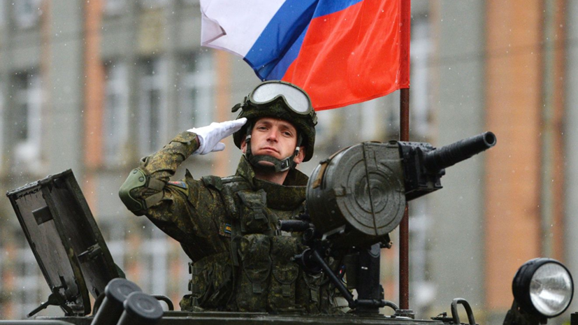 В Екатеринбург доставили более 100 единиц военной техники для участия в параде Победы