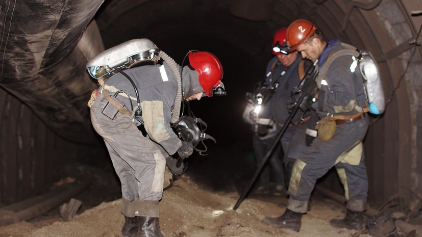 Спасатели извлекли тело четвёртого горняка из шахты в ЛНР