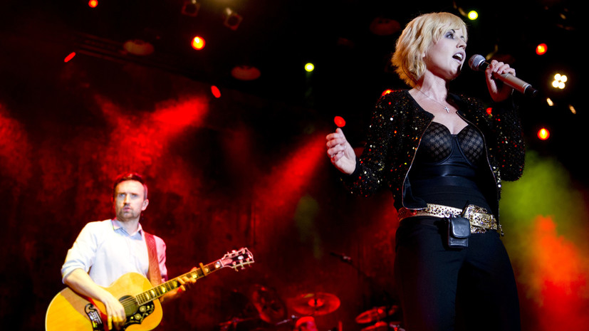 Cranberries выпустили последний альбом в память о Долорес О'Риордан