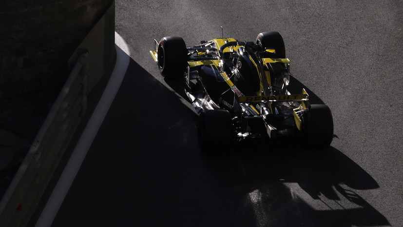 Риккардо объяснил, почему врезался в Квята задним ходом на Гран-при Азербайджана