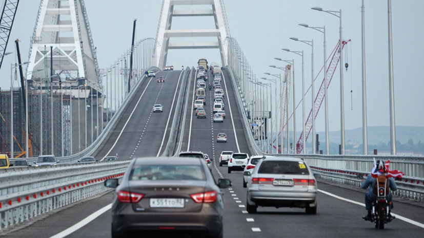 С момента открытия по Крымскому мосту проехало почти 5 млн автомобилей