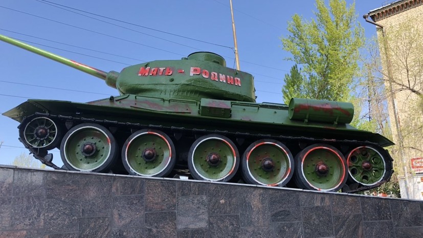 В Саратове ищут осквернивших памятник воинам-танкистам вандалов