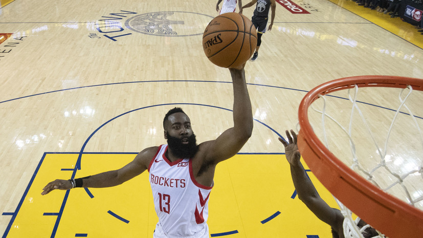 Харден доигрывал второй матч плей-офф НБА с «Голден Стэйт» с повреждением глаза