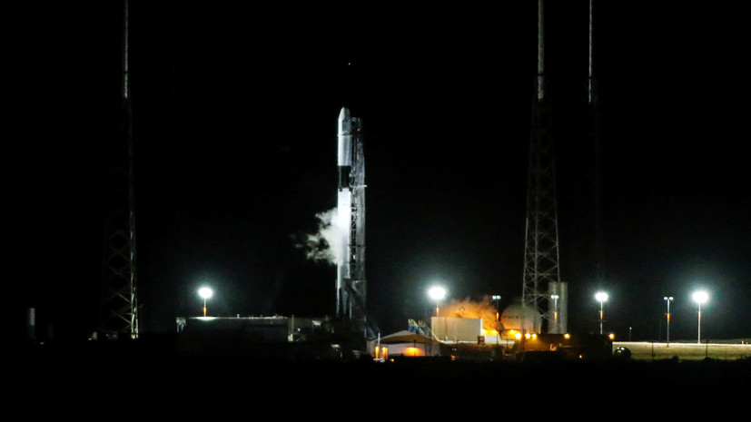 Ракета Falcon 9 с кораблём Dragon стартовала к МКС