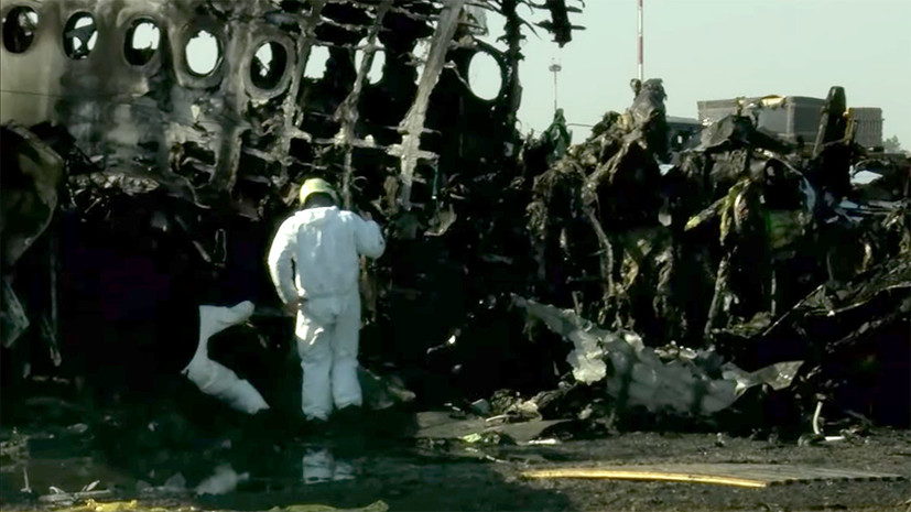 МАК начал расшифровку чёрного ящика сгоревшего в Шереметьеве самолёта