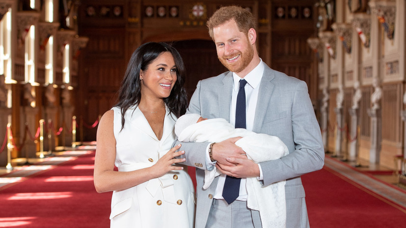 Принц Гарри и Меган Маркл показали новорождённого сына