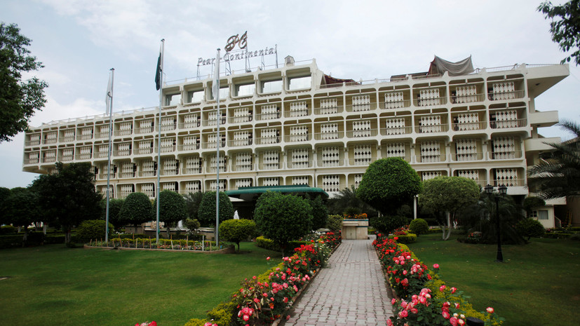 Боевики атаковали отель с иностранцами на юге Пакистана