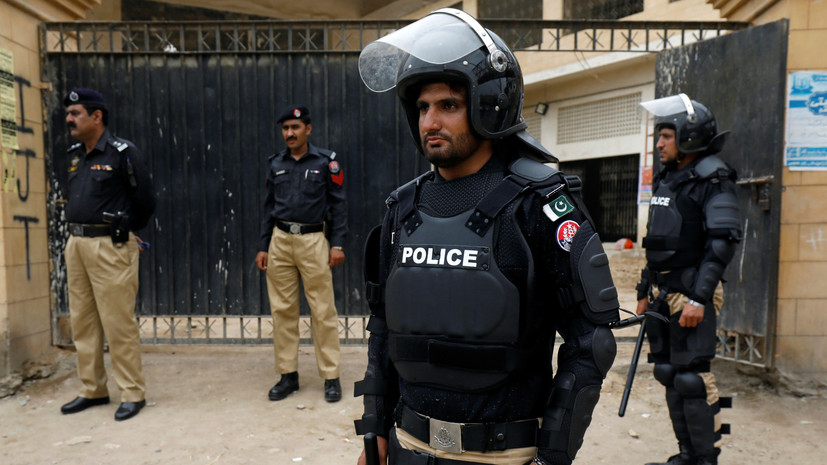 Боевики расстреляли сотрудника безопасности в отеле на юге Пакистана