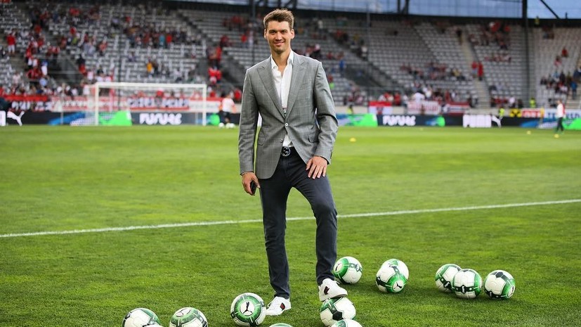 УЕФА: Цорн имеет право совмещать должности в «Спартаке» и работу футбольного агента