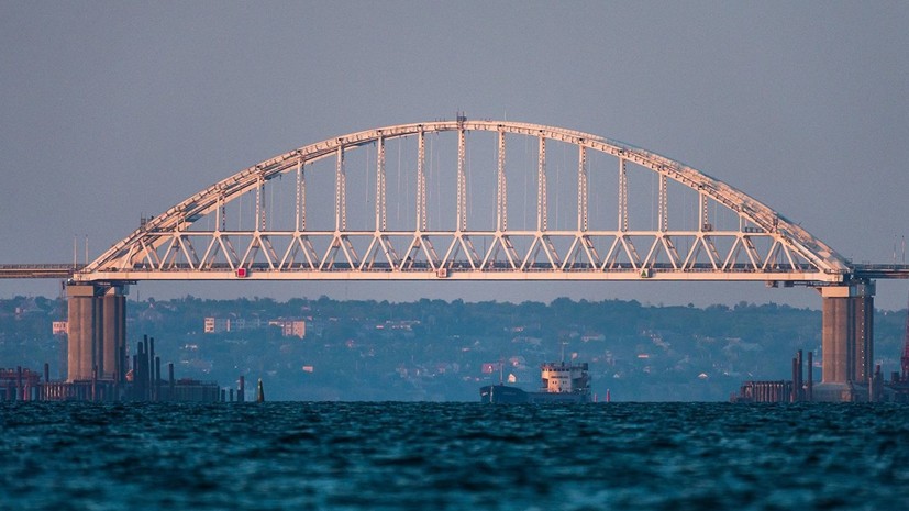 В Минтрансе подтвердили планы открыть ж/д часть Крымского моста раньше срока